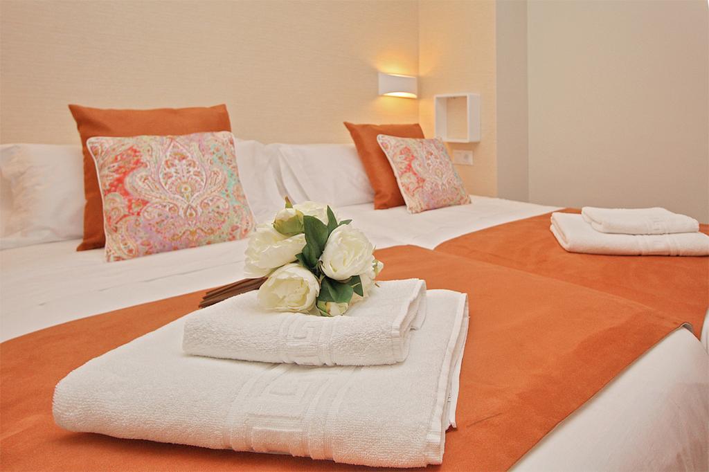 Apartamentos Malagueta Urban Beach Malaga Ngoại thất bức ảnh