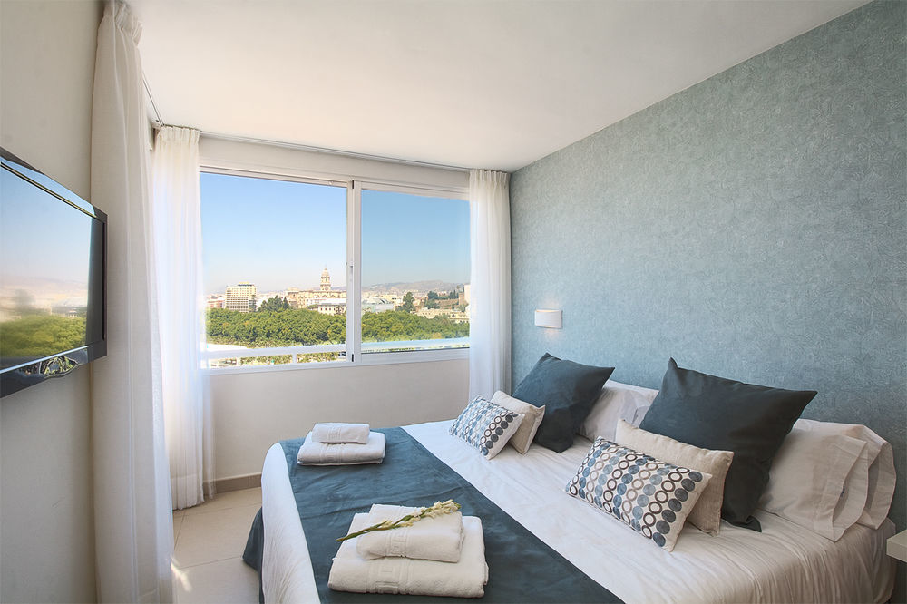 Apartamentos Malagueta Urban Beach Malaga Ngoại thất bức ảnh