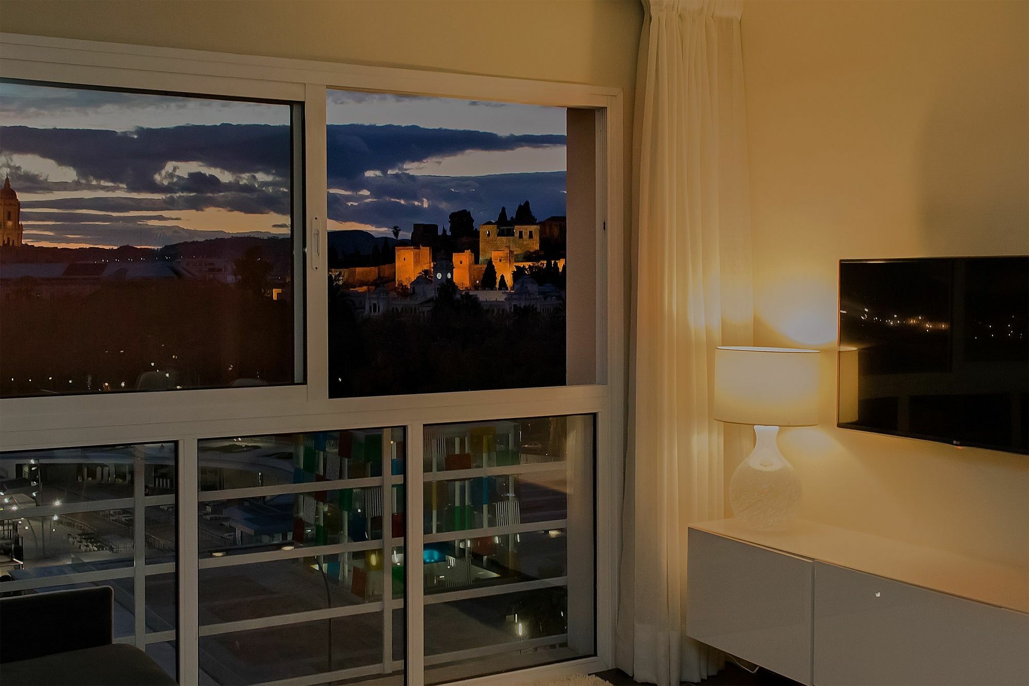 Apartamentos Malagueta Urban Beach Malaga Ngoại thất bức ảnh
