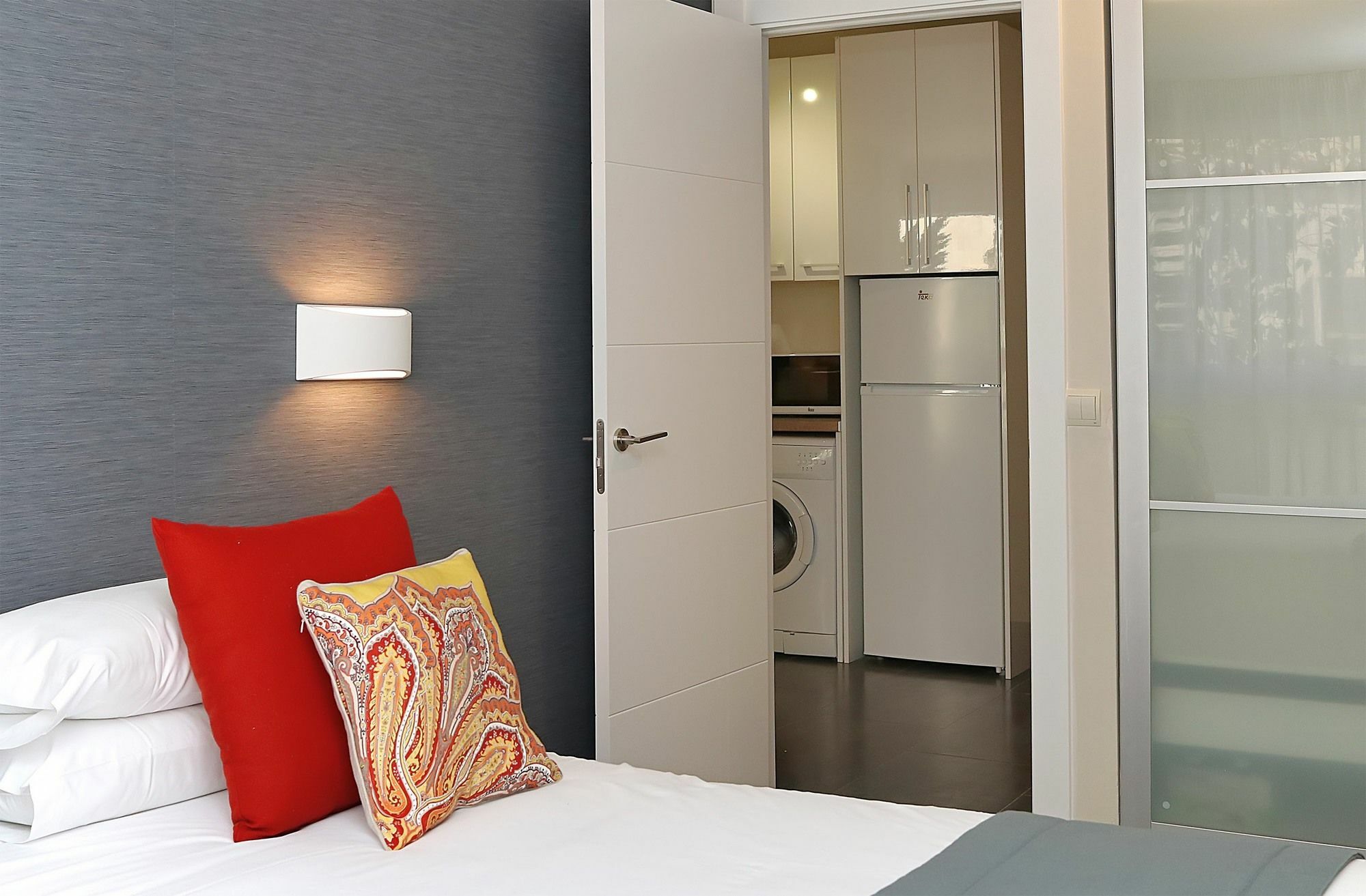 Apartamentos Malagueta Urban Beach Malaga Ngoại thất bức ảnh