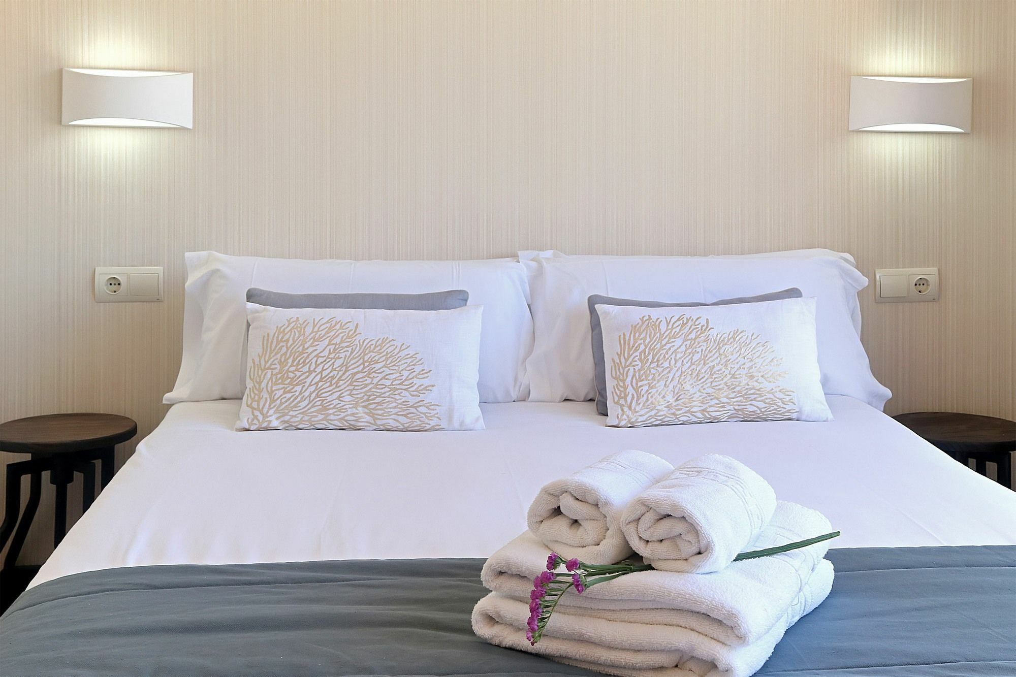 Apartamentos Malagueta Urban Beach Malaga Ngoại thất bức ảnh